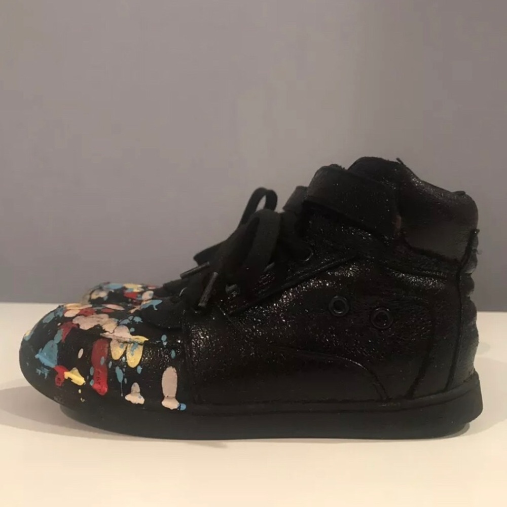 DEZZYS BLOUNT BLACK CRACKED PATENT HI TOP SIZE 11